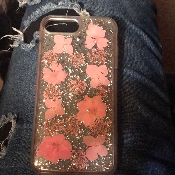 Iphone 7+ case - Picture 1 of 2